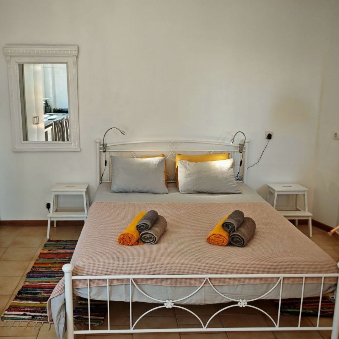 Under The Stars | Main Bedroom